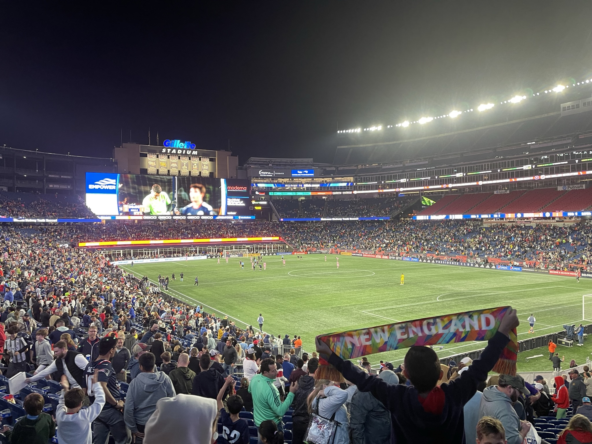New England Revolution vs. Inter MiamiOne final scarf raise for Pride Night at Gillette Stadium (June 10, 2023).© Dani Shaw